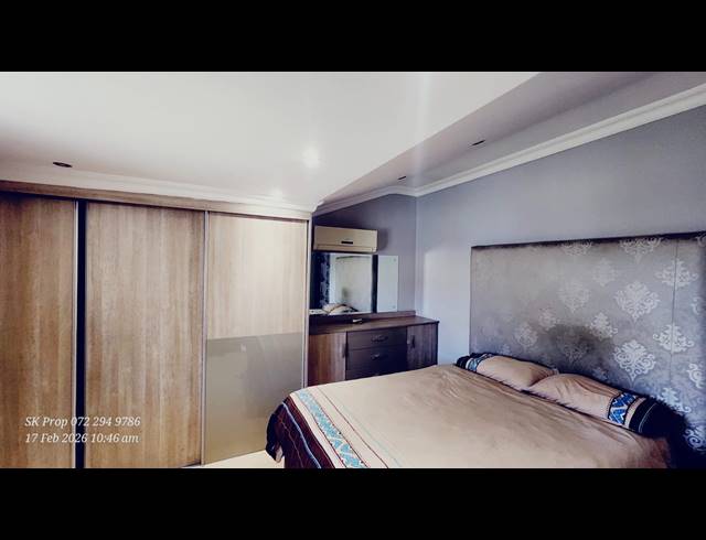 5 BEDROOM HOUSE FOR SALE IN MOUNTAIN RISE